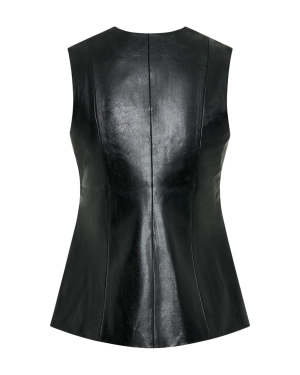 Vale Tudo 2025 Julia Palha Black Sleeveless Leather Vest – Bold Street-Style Essential
