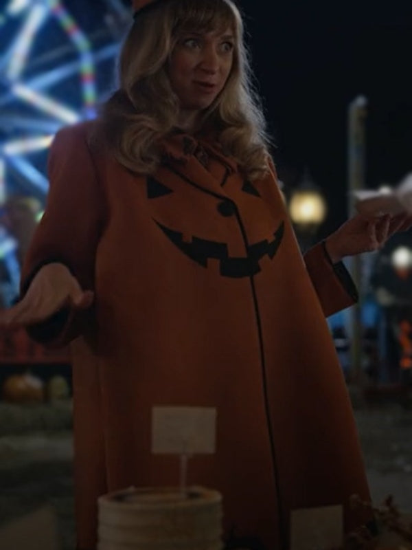 The Curse Of Bridge Hollow 2022 Lauren Lapkus Orange Halloween Coat — image 4