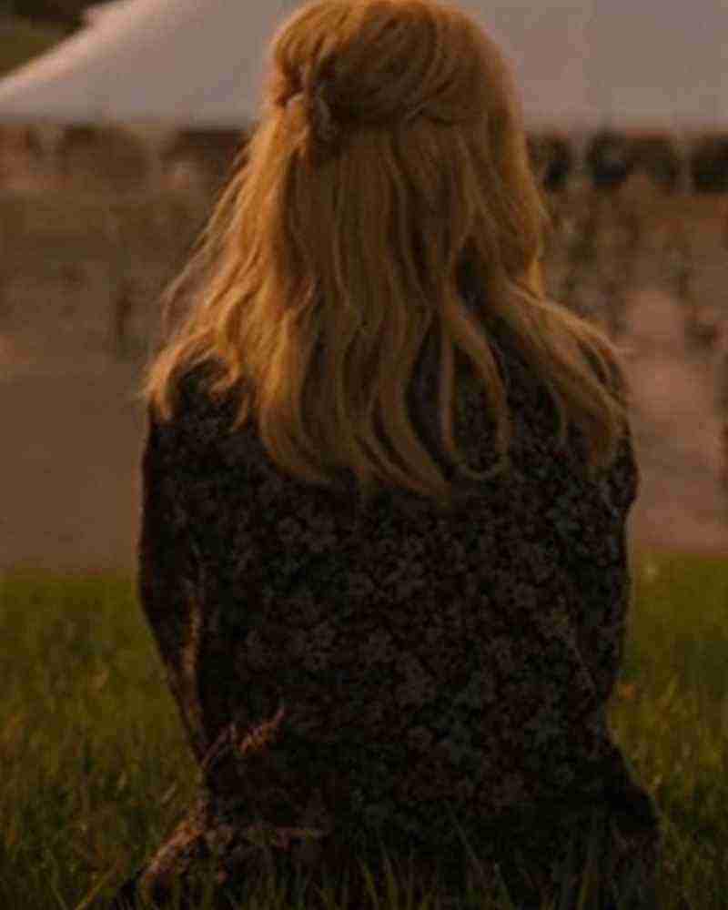Beth Dutton Yellowstone Season 5 Floral Coat