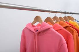 Hoodies & Sweatshirts