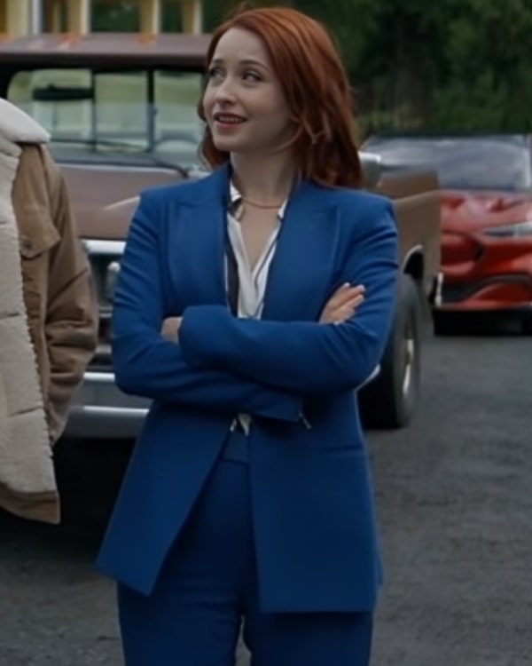The Wish Swap 2025 Emily Tennant Blue Suit — Chic &amp; Confidence‑Boosting Outfit