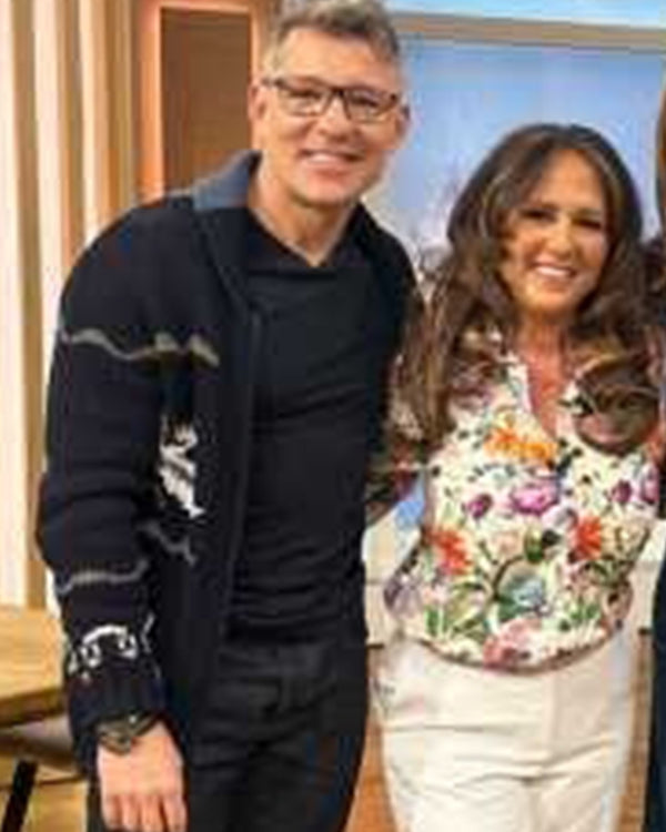 This Morning 2025 Ben Shephard Blue Crane Knitted Cardigan – Casual Comfort With Eye‑Catching Style