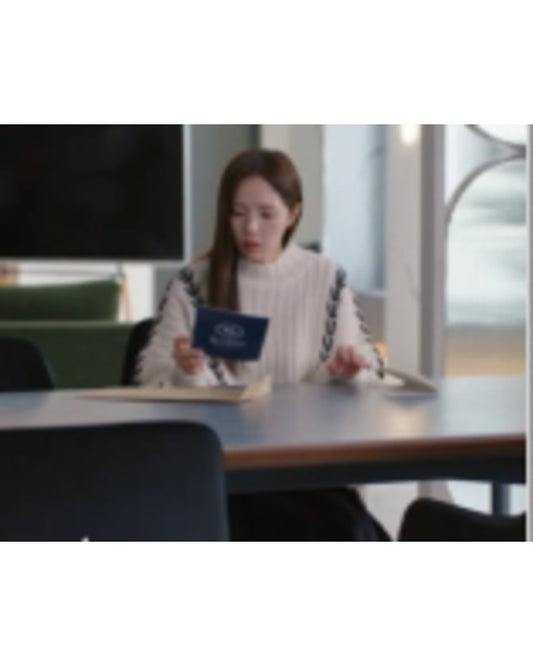 When The Phone Rings Chae Soo-Bin Oversized Sweater