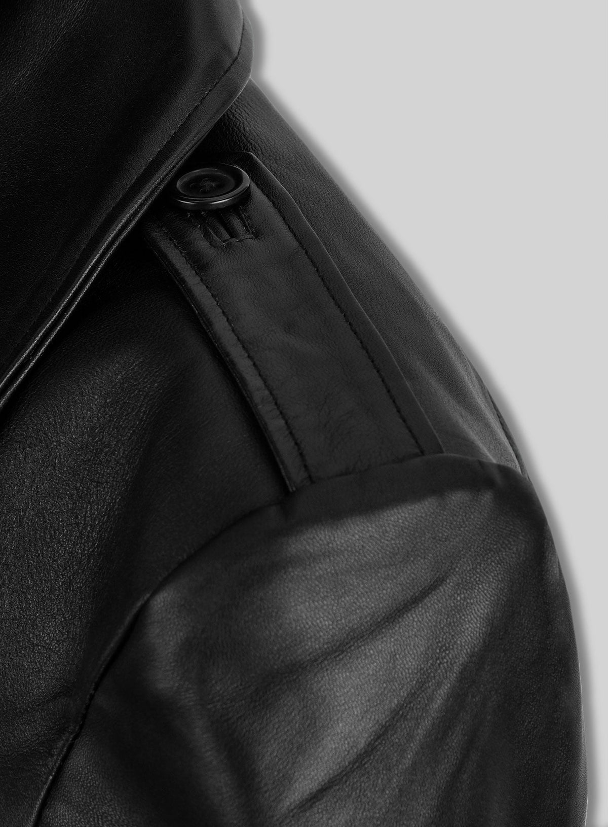 Brad Pitt Friends Season 8 Black Leather Jacket – second close-up detail