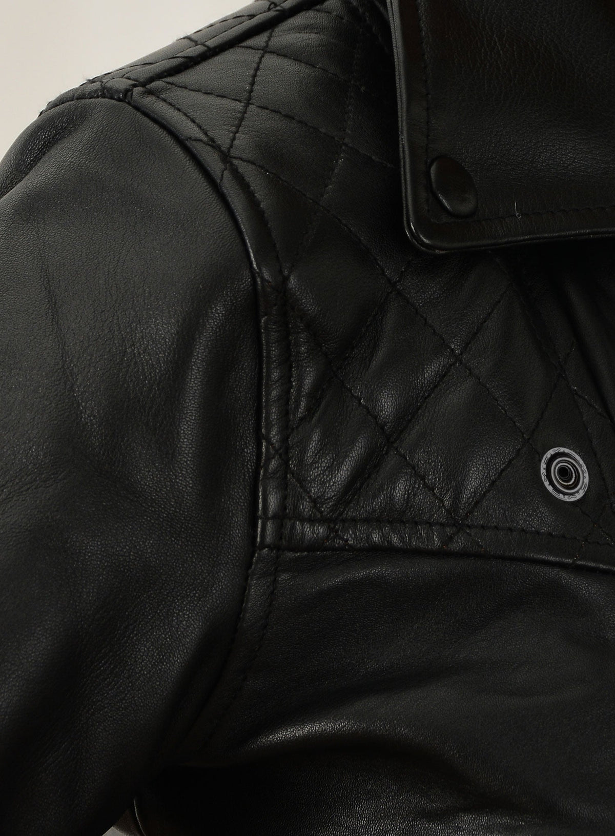 Jennifer Lawrence Red Sparrow Leather Jacket – close-up and worn views