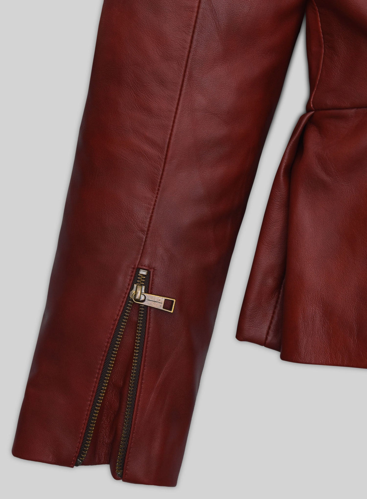 Katherine Heigl Suits Black Leather Jacket – close-up and worn views