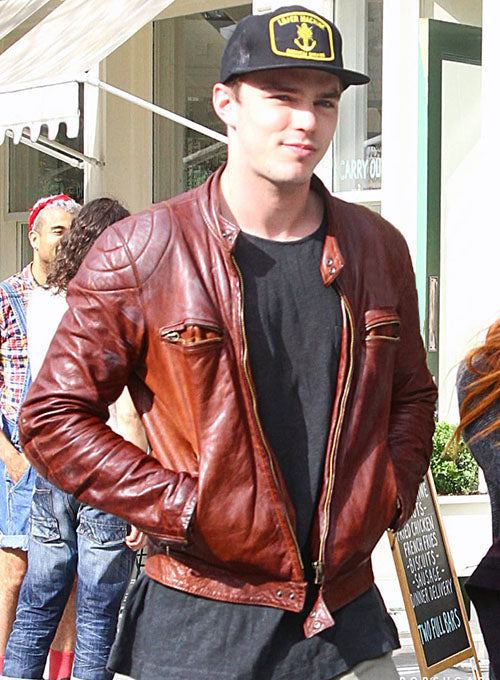 Nicholas Hoult Mad Max: Fury Road Black Leather Jacket – Nicholas Hoult wearing the look, photo 4