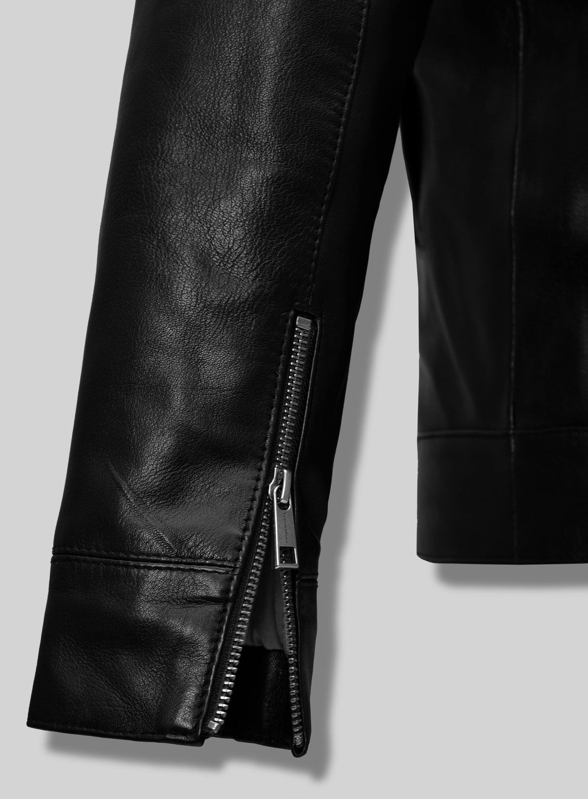 Nikolaj Coster-Waldau Black Leather Jacket – close-up detail of leather and stitching