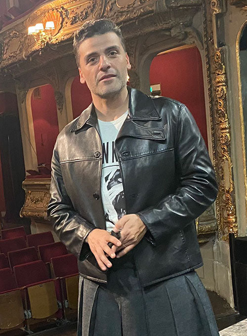 Oscar Isaac Black Leather Jacket – Oscar Isaac wearing the look, photo 3