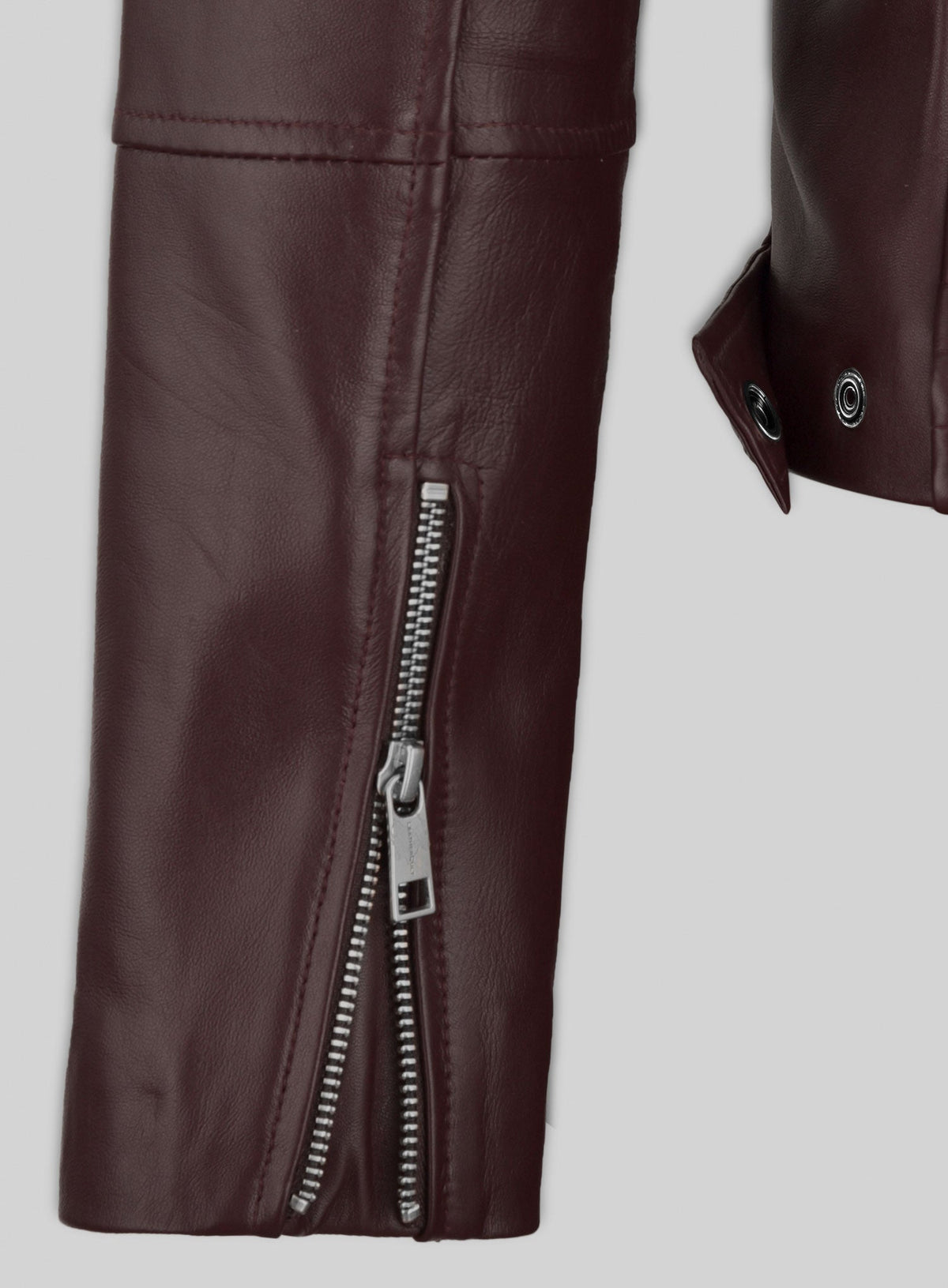 Reese Witherspoon The Morning Show Black Leather Jacket – close-up and worn views