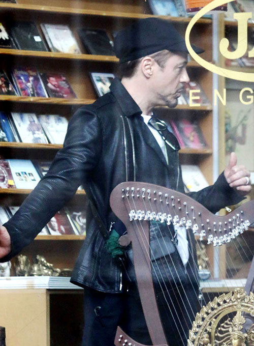 Robert Downey Jr. Black Leather Jacket – Robert Downey Jr. wearing the look, photo 4
