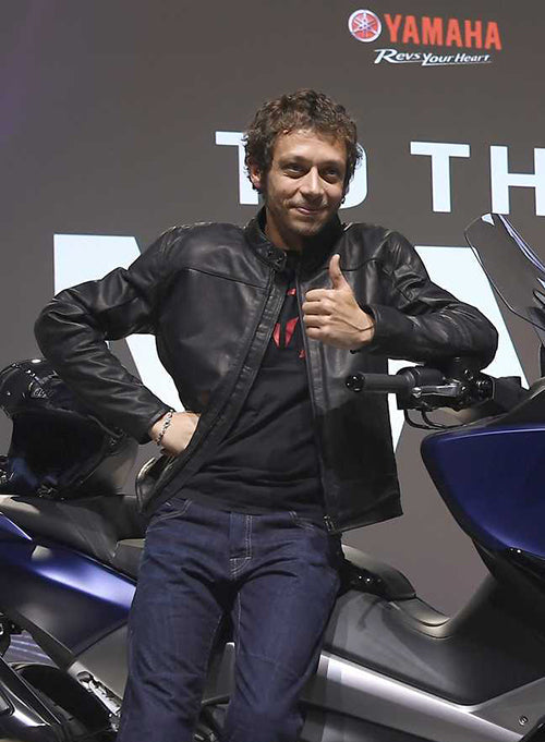 Valentino Rossi Black Leather Jacket – Valentino Rossi wearing the look, photo 3