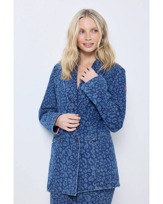 This Morning 2025 Zoe Williams Leopard Print Denim Blazer – Fierce, Fashion‑Forward Statement Piece